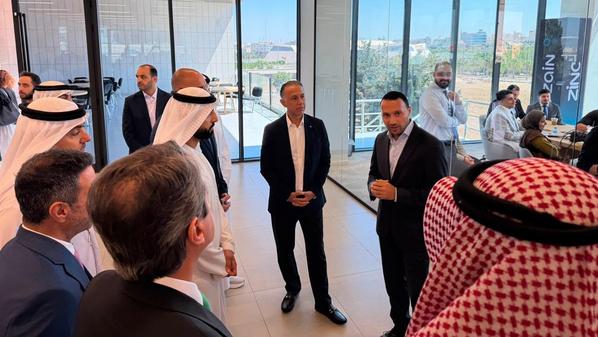 منصّة زين للإبداع شريكاً استراتيجياً لمركز الشباب العربي – الأردن
